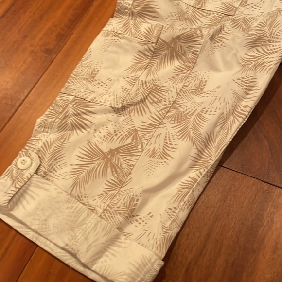 LEE MID RISE SKIMMER SHORTS - Picture 5 of 9